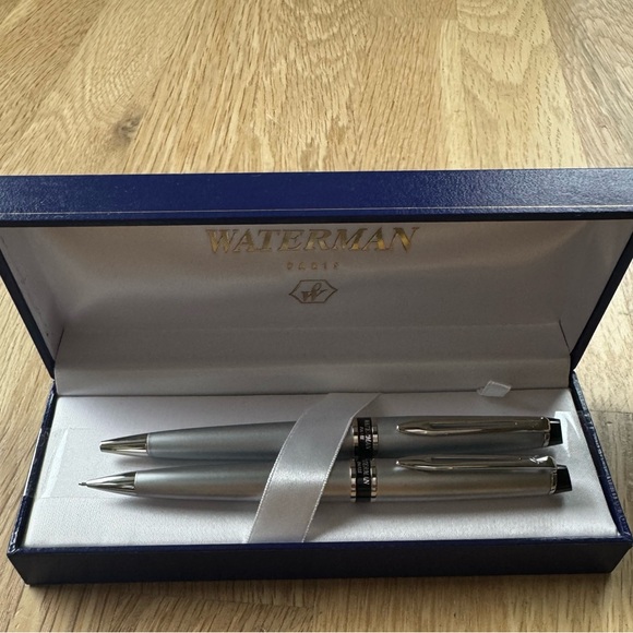 Waterman Expert II Brushed Chrome Pen and Pencil Set - Picture 1 of 5